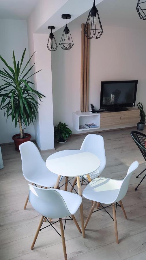 Apartman Lena Apartment Tuzla Luaran gambar