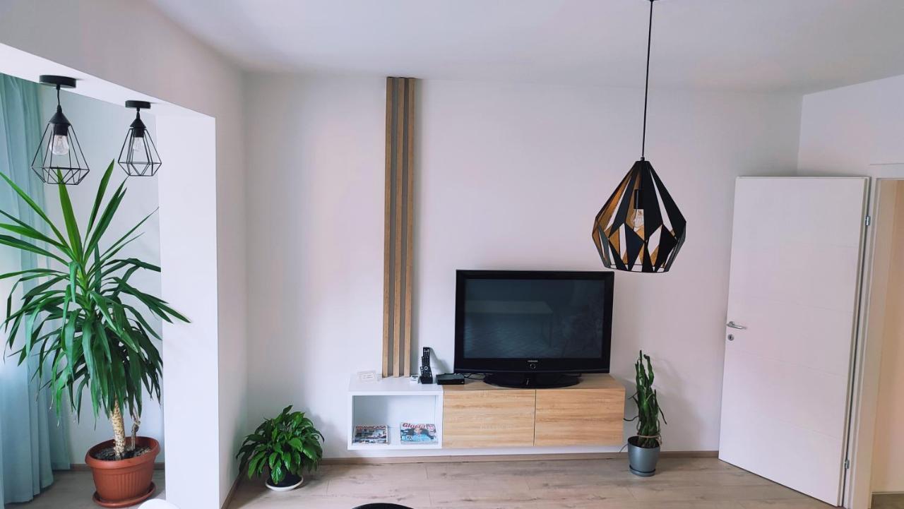 Apartman Lena Apartment Tuzla Luaran gambar